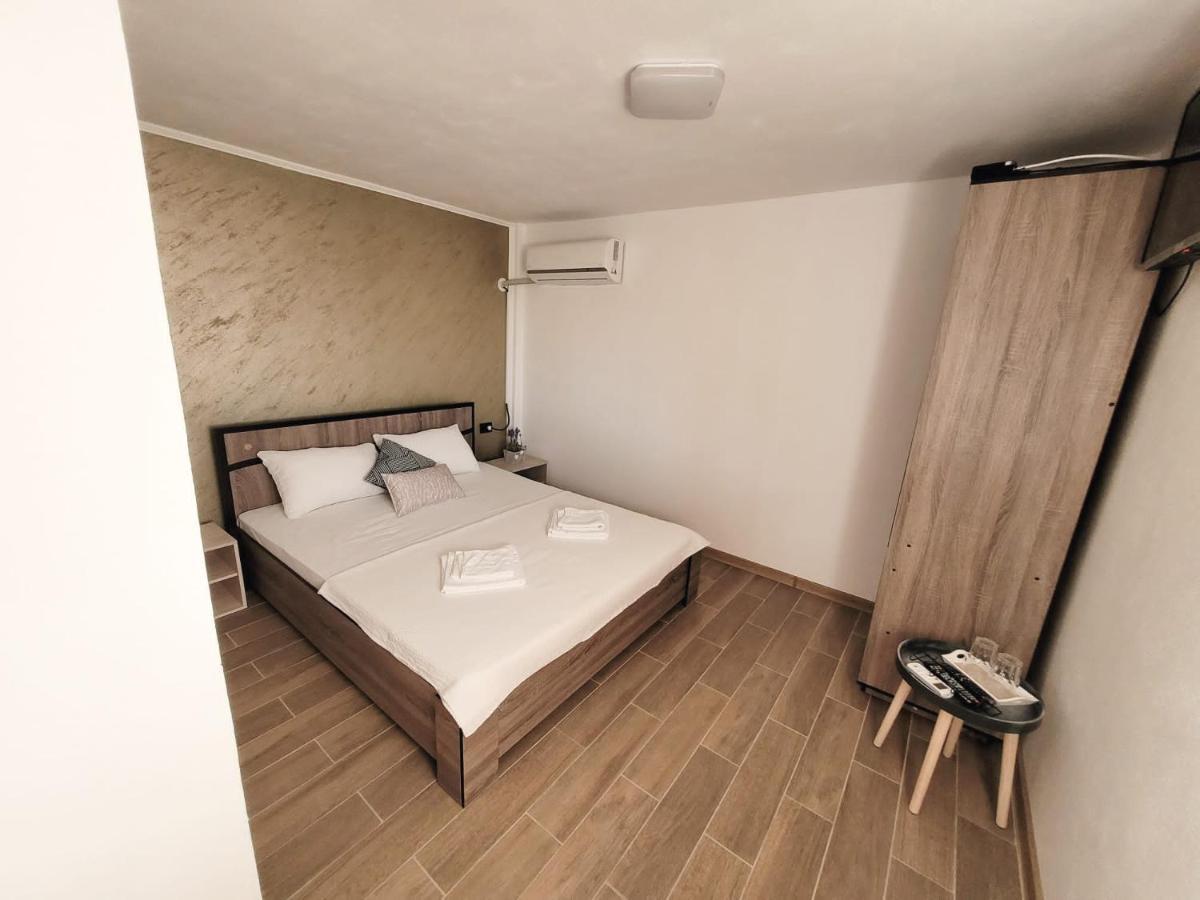 Cabana Vărad Coronini Moldova Veche Exterior foto
